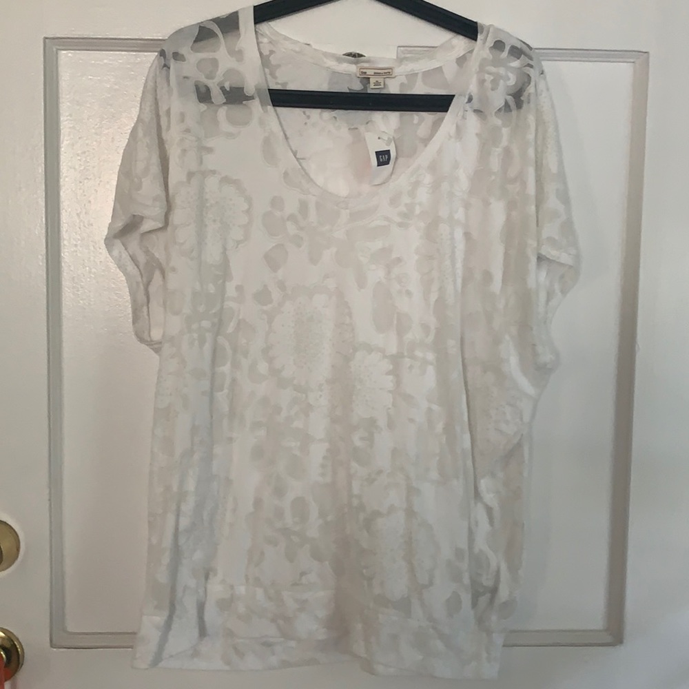 🦚 GAP Women’s Top